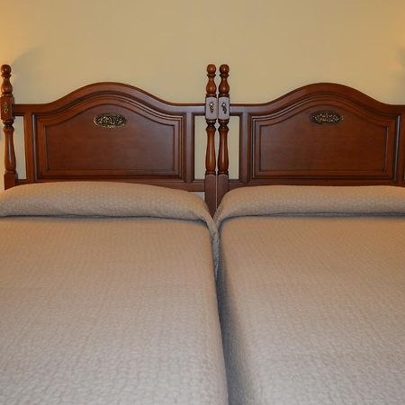 Hostal Revinuesa Dış mekan fotoğraf