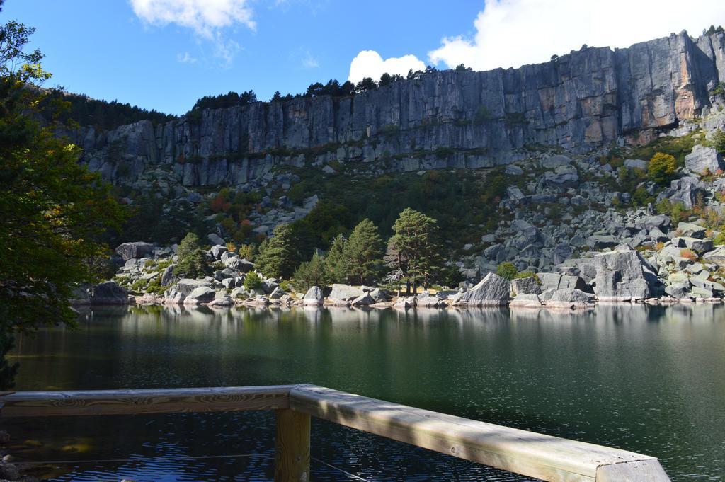 Hostal Revinuesa Dış mekan fotoğraf