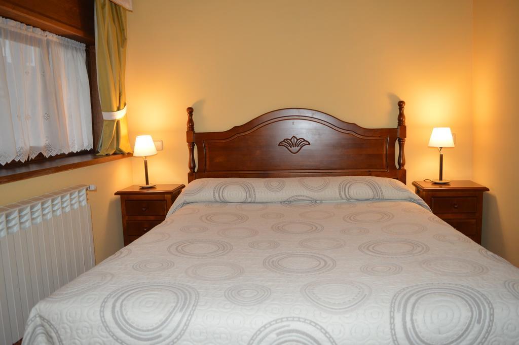 Hostal Revinuesa Dış mekan fotoğraf