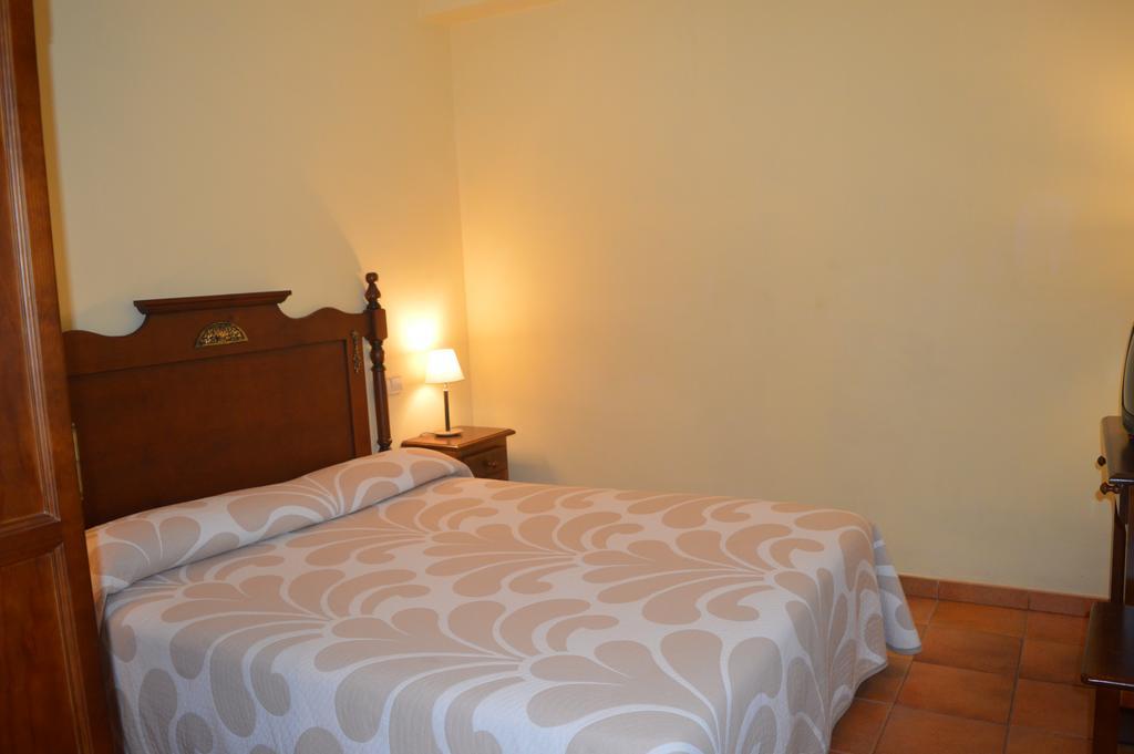 Hostal Revinuesa Dış mekan fotoğraf
