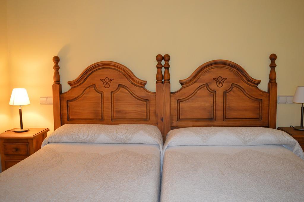 Hostal Revinuesa Dış mekan fotoğraf