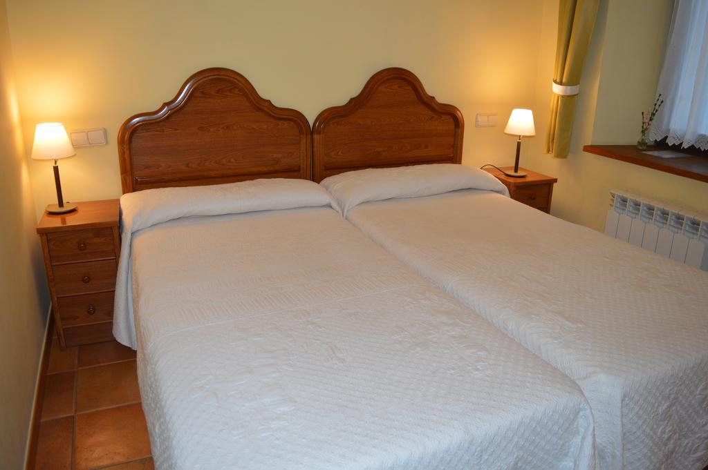 Hostal Revinuesa Dış mekan fotoğraf