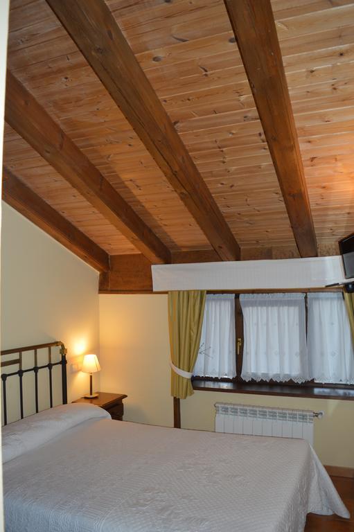 Hostal Revinuesa Dış mekan fotoğraf