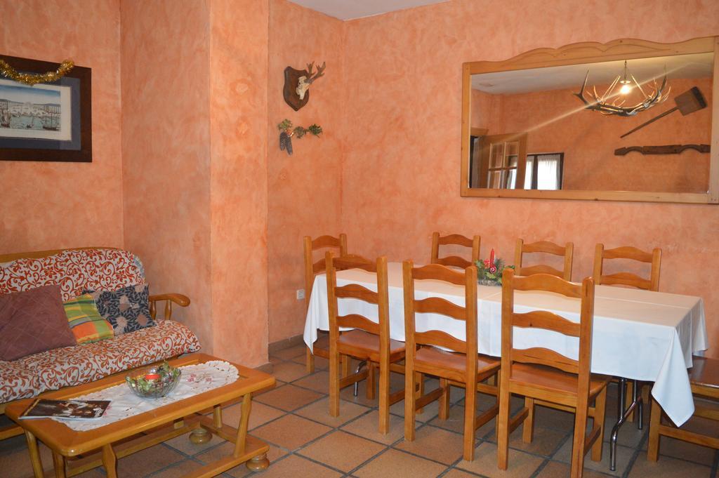 Hostal Revinuesa Dış mekan fotoğraf